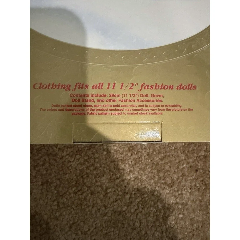 Holiday Elegance Barbie 1999 Toys R Us Exclusive New In Box